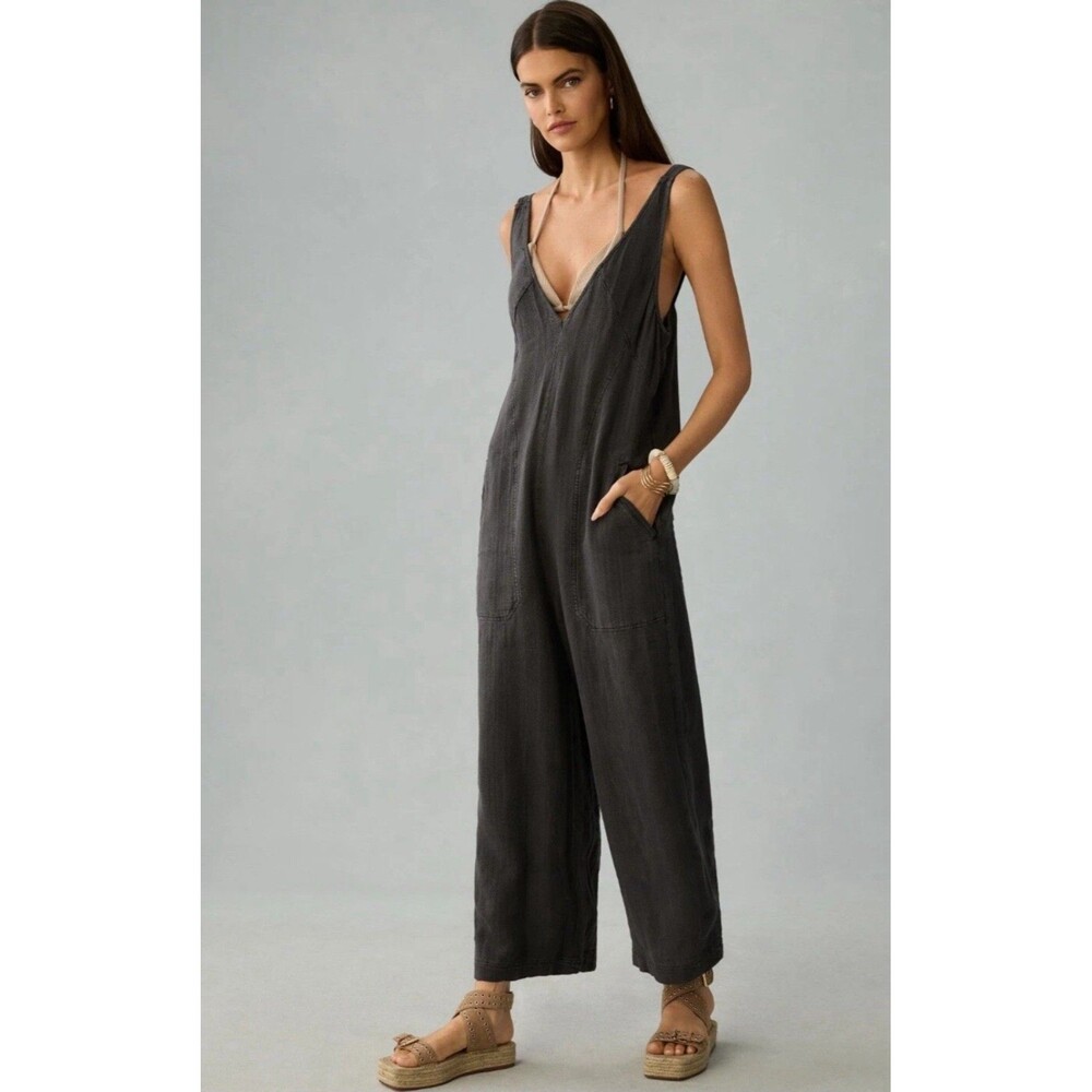 Anthropologie Carbon Black Pilcro V-Neck Linen Jumpsuit MEDIUM Retails $180